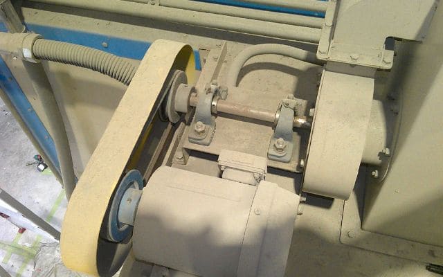 Vベルト劣化とグリス切れ軸受け！排気ファンの異常を見逃すな（栃木県栃木市）